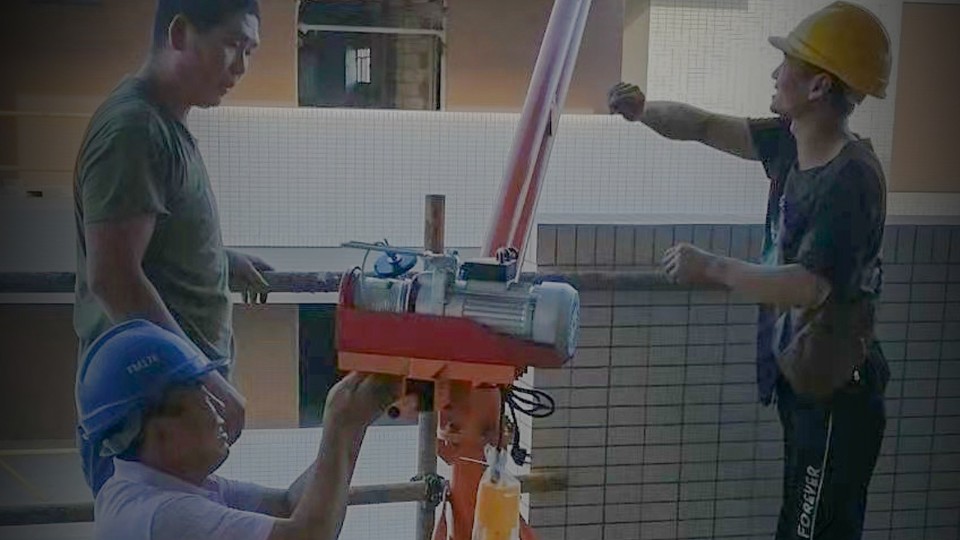 工程門窗幕墻滲水怎么處理？來看看樓上樓門窗的小技巧